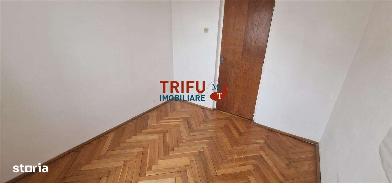 Apartament 3 camere, 2 bai, garaj, boxa zona Cetate - Imagine principală: 4/9