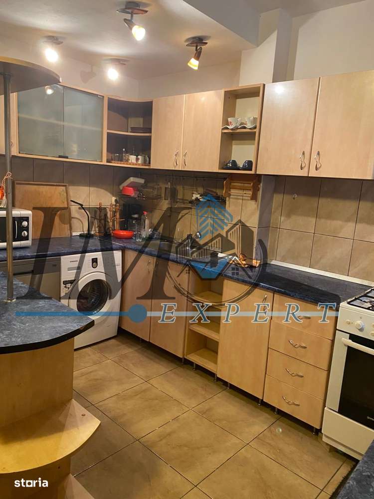 Casa de vanzare in zona Centru Alba Iulia - Imagine principală: 5/9