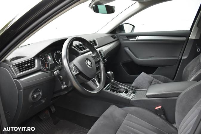 Skoda Superb Combi 2.0 TDI 4X4 DSG Style - 20