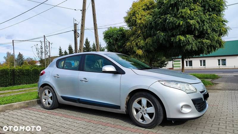 Renault Megane 1.6 16V Exception - 8