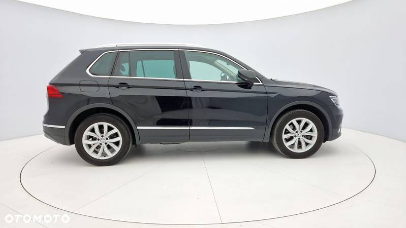 Volkswagen Tiguan - 8