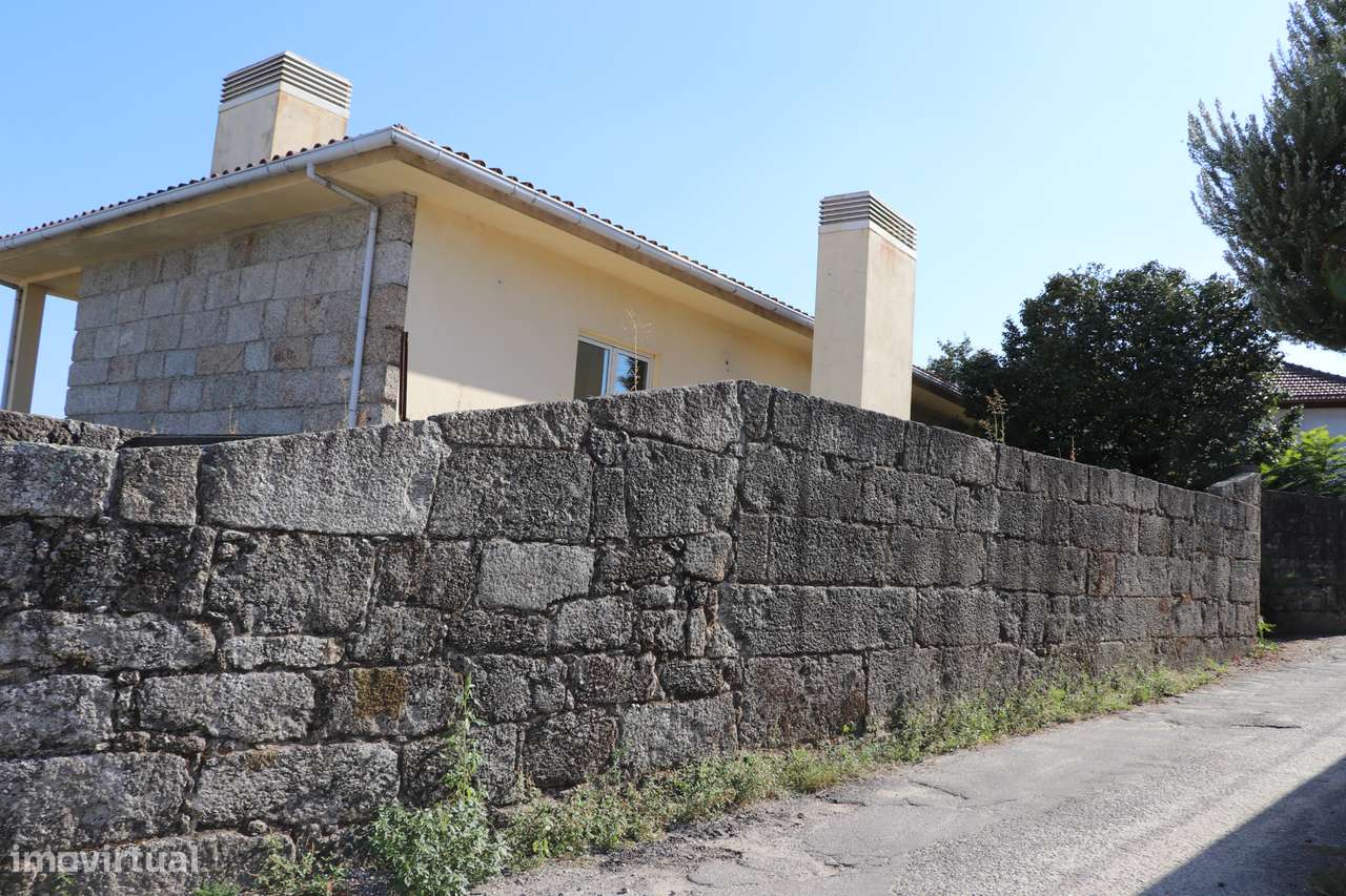 Moradia T4 Venda em Brito,Guimarães - Grande imagem: 4/28