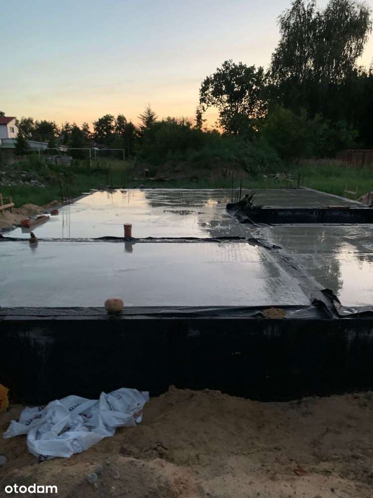 Piękna działka z rozpoczętą budową z projektem-8