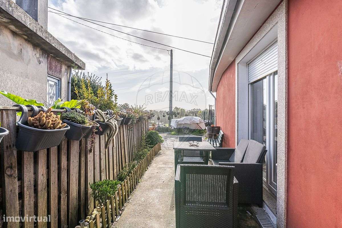 Moradia T2 para venda-12