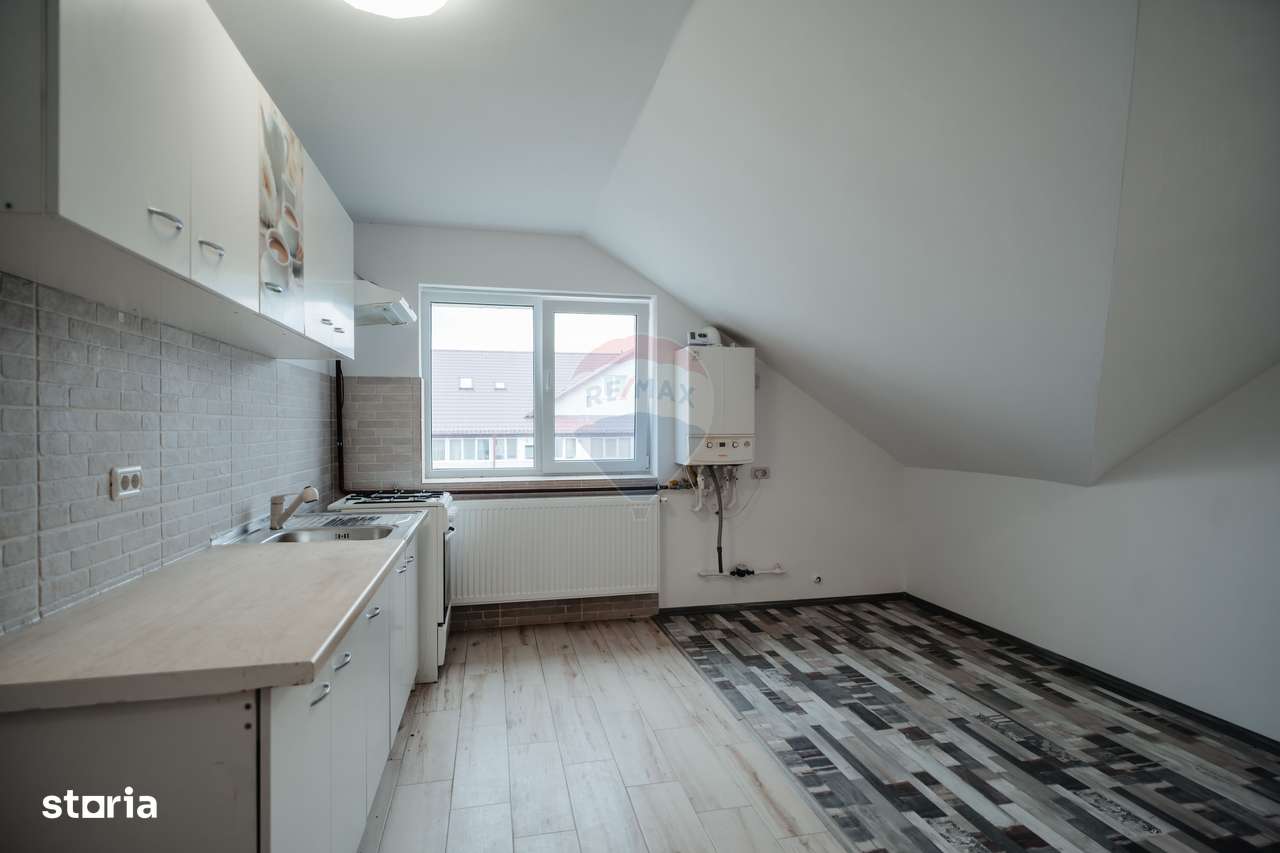 Apartament cu 3 camere de vânzare în zona Burdujeni - Imagine principală: 2/18