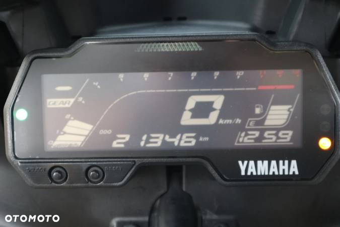 Yamaha YZF - 13