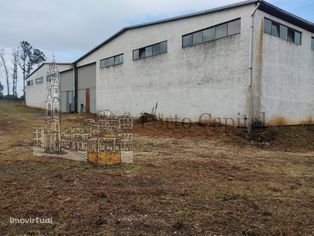 2 PAVILHÕES PARA REMODELAÇÃO E TERREN...