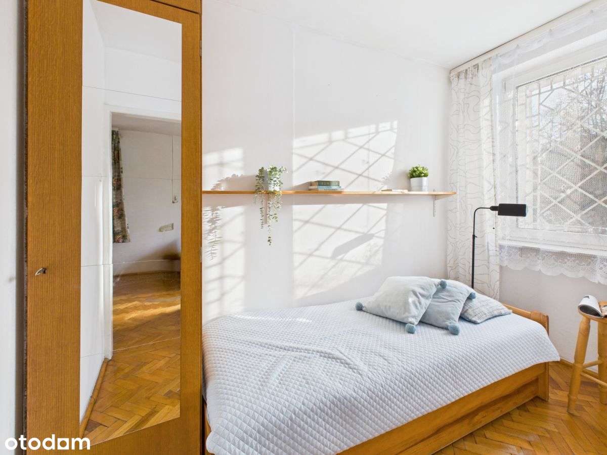 Jasne kompaktowe mieszkanie z widną kuchnią-7