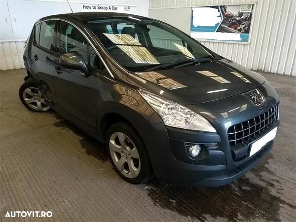 Trager Peugeot 3008 2013 MPV 1.6 HDi - 1