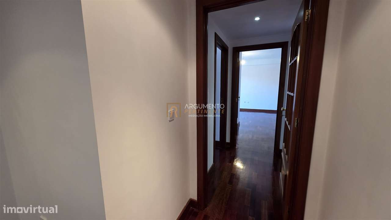 Apartamento T2 Venda em Rio Tinto,Gondomar-17