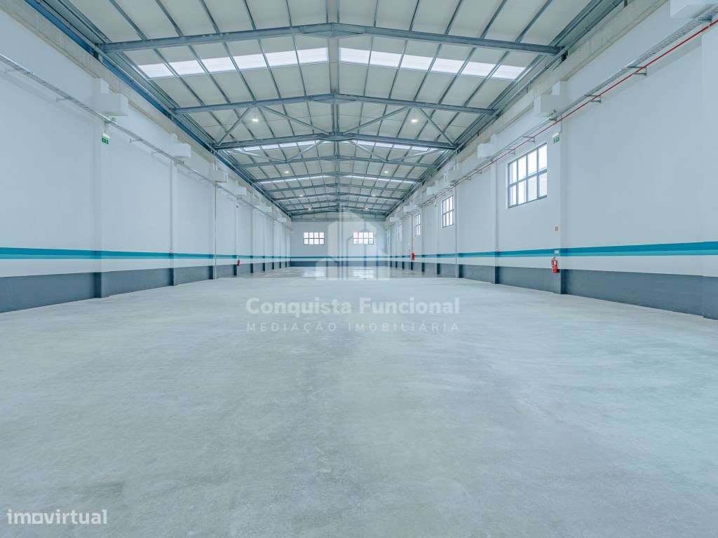 Armazém Industrial em Vila Maior - Santa Maria da Feira-0