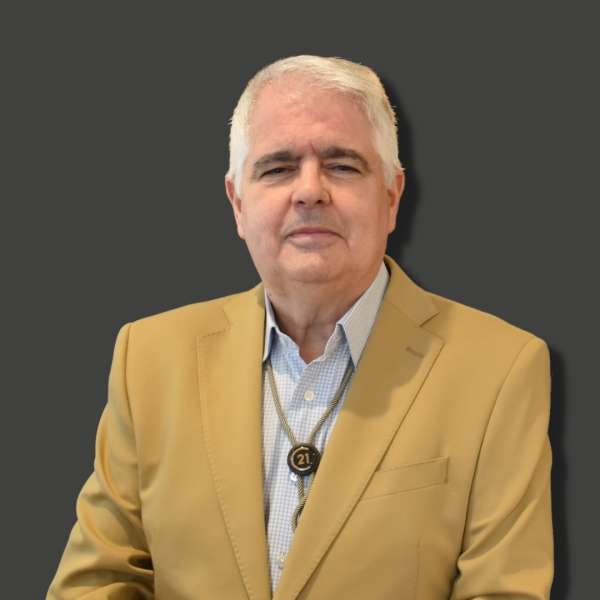 Profissionais - Empreendimentos: Century 21 Plano - Cedofeita, Santo Ildefonso, Sé, Miragaia, São Nicolau e Vitória, Porto