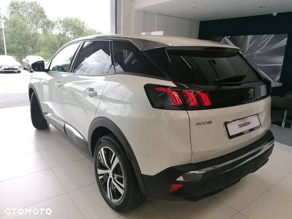 Peugeot 3008 1.2 PureTech Allure Pack S&S EAT8 - 14