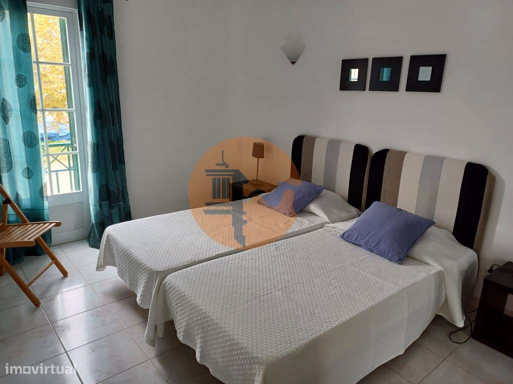 Andar de Moradia T2 Arrendamento de Outubro a Junho - Grande imagem: 2/17