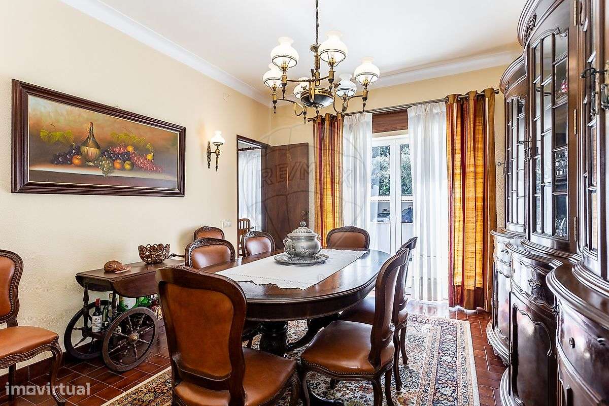 Moradia T4 para venda-5