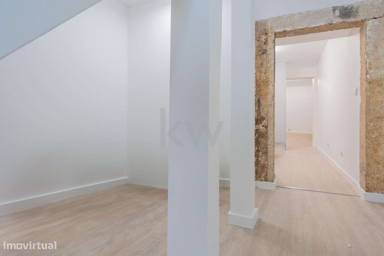 Apartamento T1 Remodelado na Bica / Santa Catarina, Lisboa - Grande imagem: 3/22