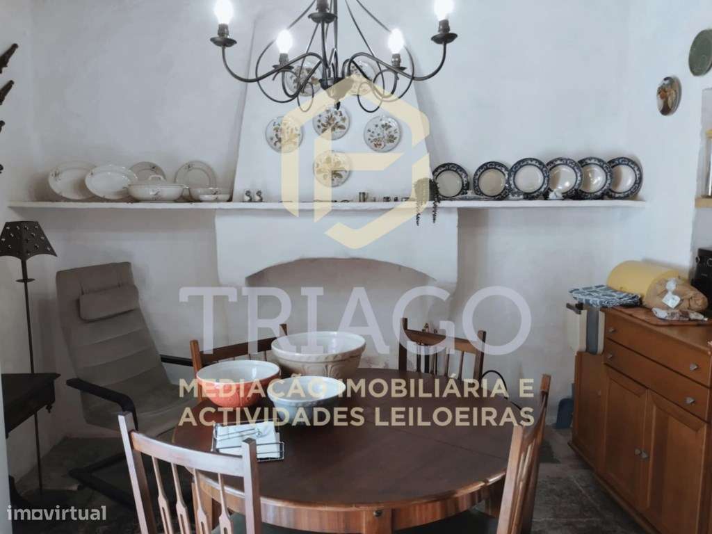 Moradia T2 com Logradouro no Centro da Vila de Barrancos-16