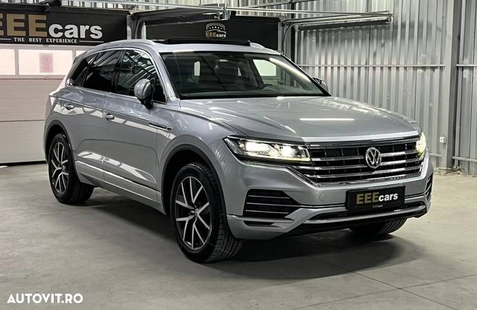 Volkswagen Touareg V6 TDI 4MOTION Elegance - 33