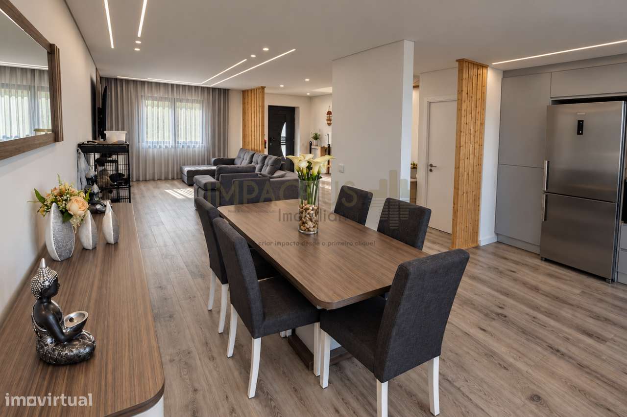 Moradia T3+T1 renovados-17