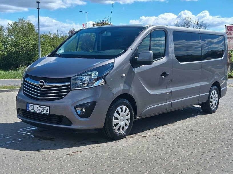 Opel Vivaro II (2014-2019) L2H1 S&S Tourer 2017