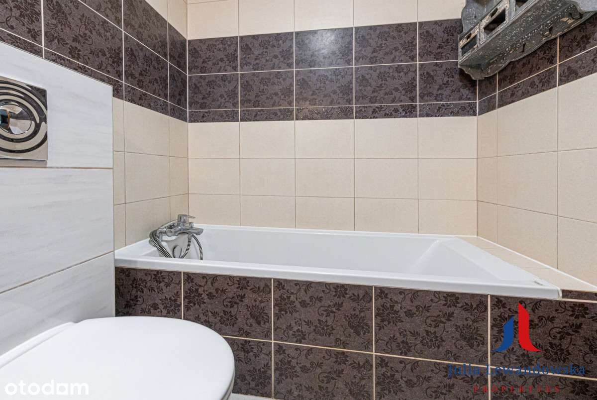 Rodzinne mieszkanie z dużym zielonym ogrodem-10