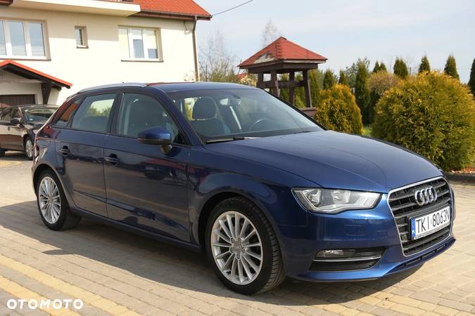 Audi A3 2.0 TDI Attraction S tronic - 11