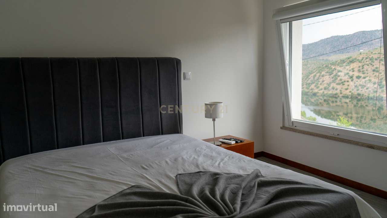 Moradia Renovada em Arnozelo, Vila Nova de Foz Côa - Grande imagem: 5/13