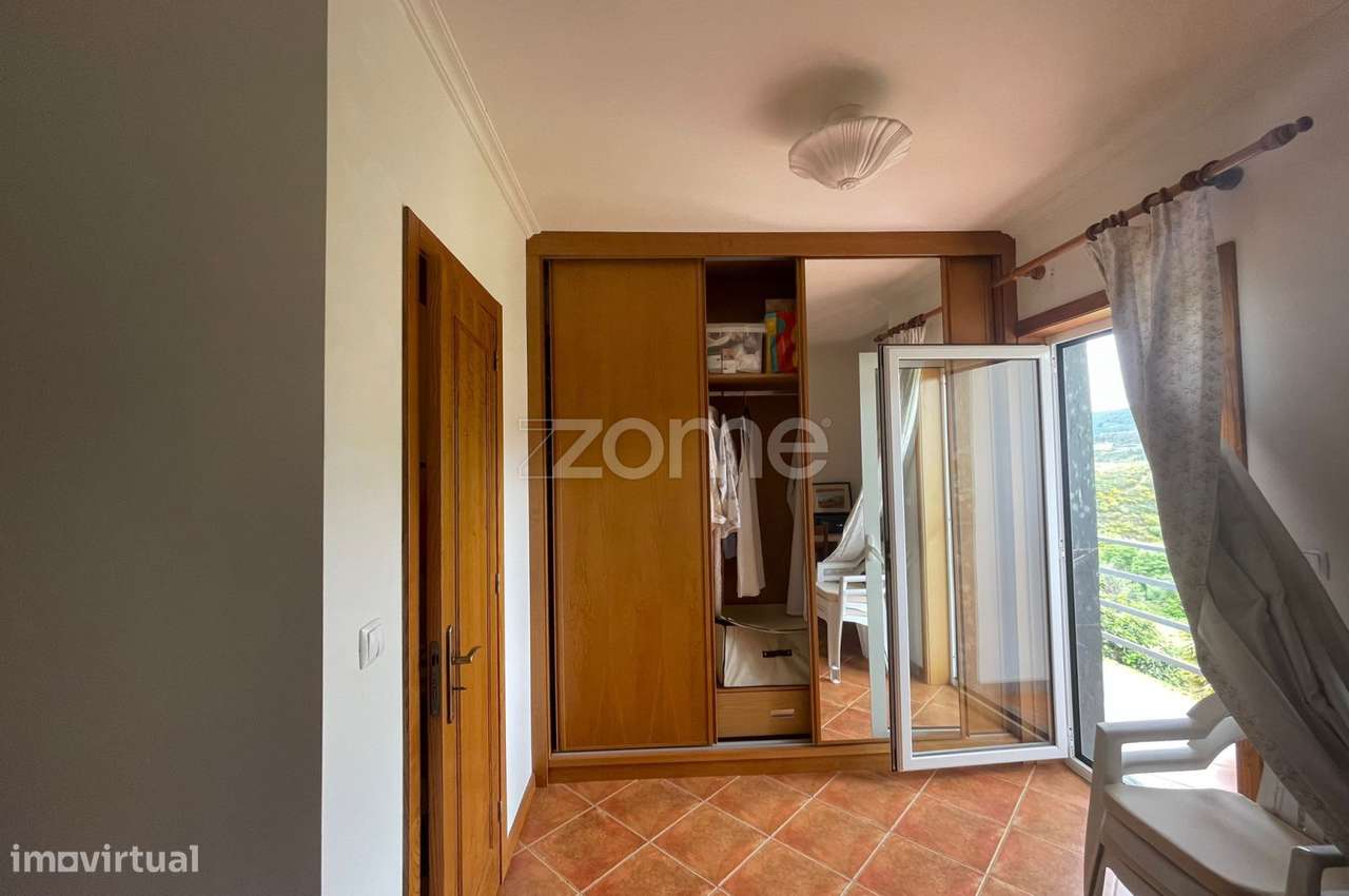 Quinta com Moradia V3 de 2 Pisos, Garagem e Olival – São Pedro, Vei...-28