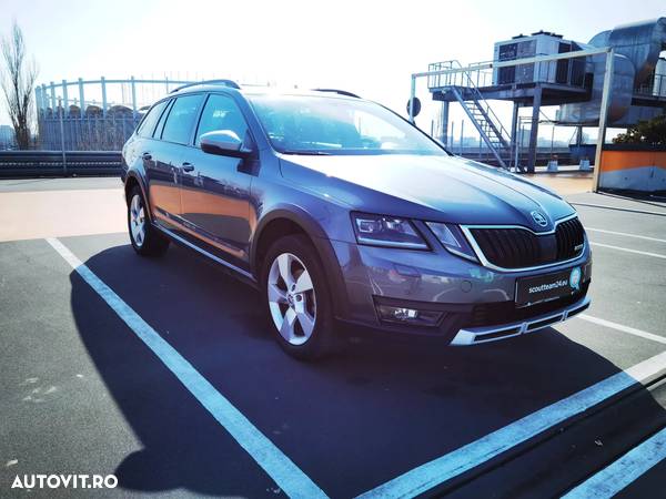 Skoda Octavia Combi Diesel 2.0 TDI 4X4 DSG Scout - 6