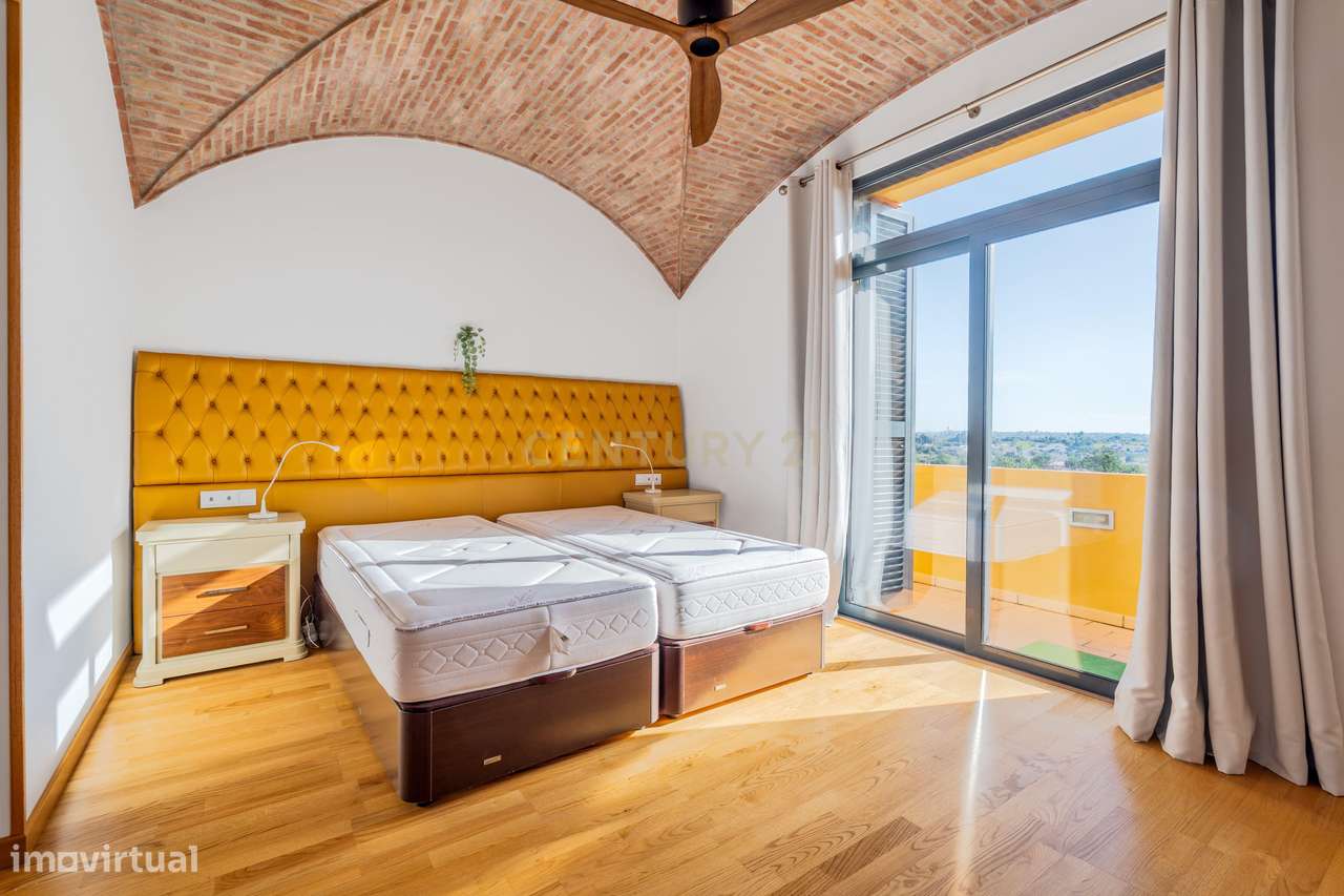 Moradia Unifamiliar de Prestígio | Guia – Albufeira | T4 | Piscina | J-18