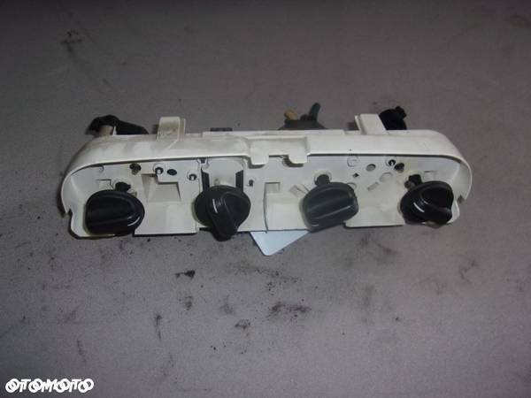 PANEL NAWIEWU OPEL OMEGA B - 1