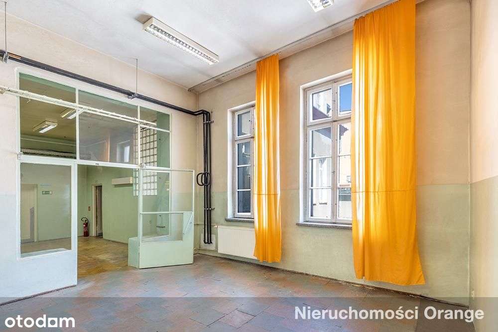 Zespół budynków biurowych w centrum miasta-15