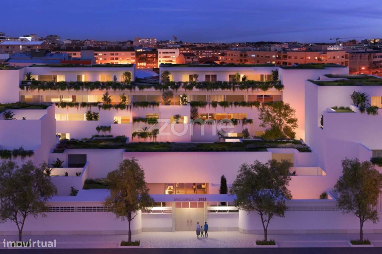 Apartamento T4 - Brito Capelo 1023 - Grande imagem: 4/17