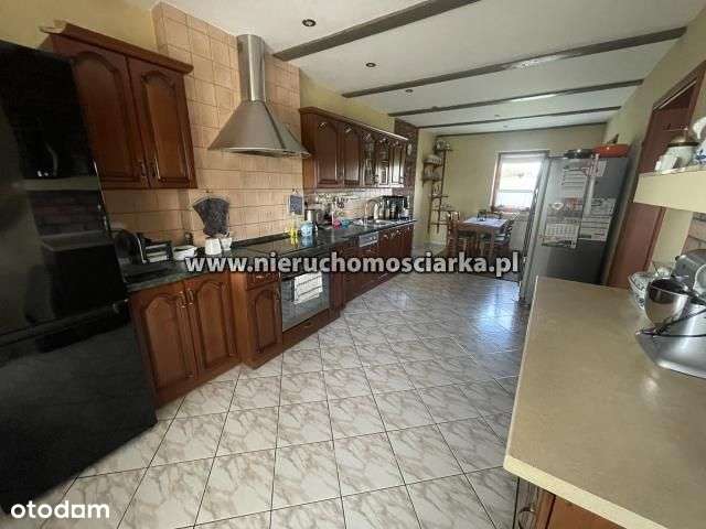 Ładny i zadbany dom w pięknej okolicy Pogrzebień-13