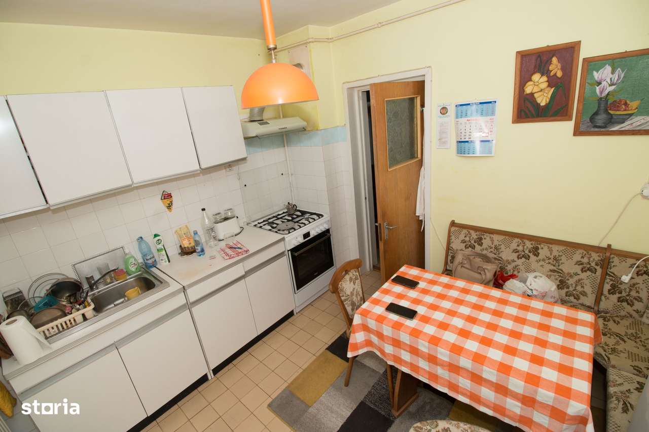 Apartament 3 camere | Etaj 3 | 2 balcoane | loc parcare-8