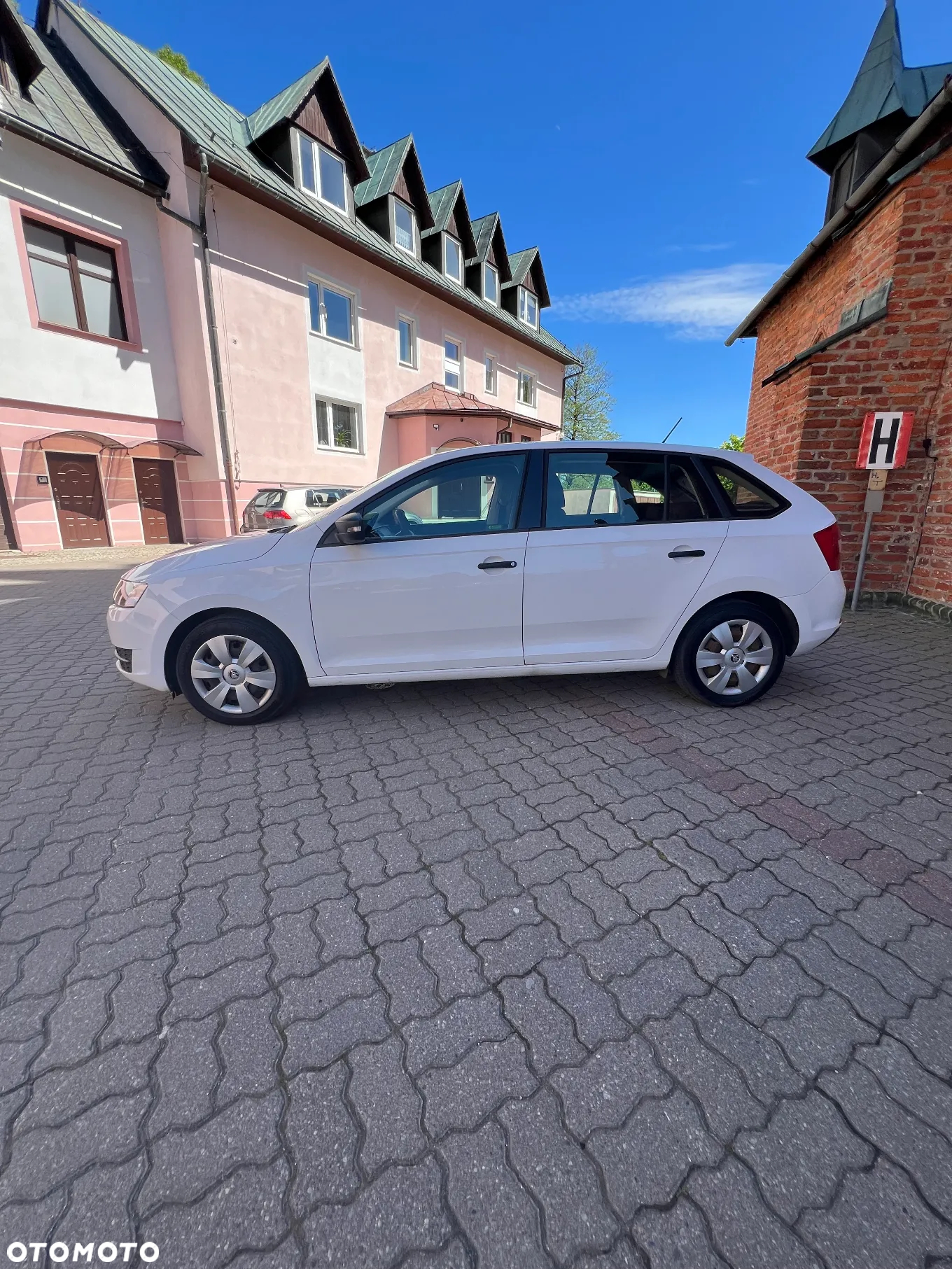 Skoda RAPID 1.2 TSI Active - 3