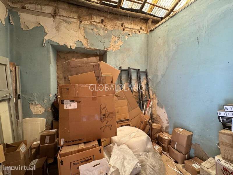 Imóvel Por Reconstruir Destinado a Habitação ou Comércio-8
