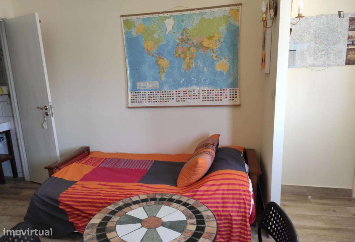 Estúdio - localizado em Senhora da Hora Porto - Grande imagem: 4/10