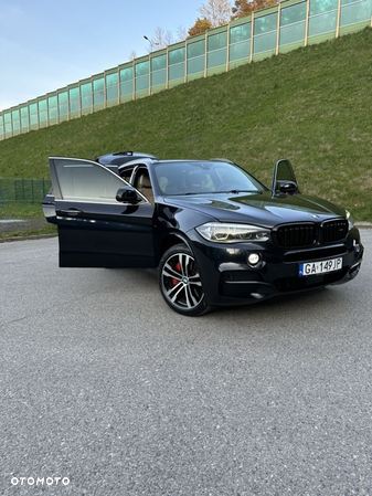 BMW X5 M M50d Sport-Aut - 13