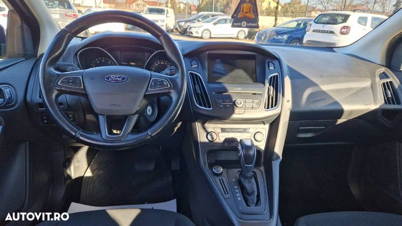 Ford Focus 1.6 Ti-VCT Powershift Trend - 12