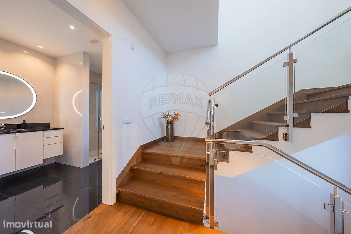 Moradia T4 para venda-7