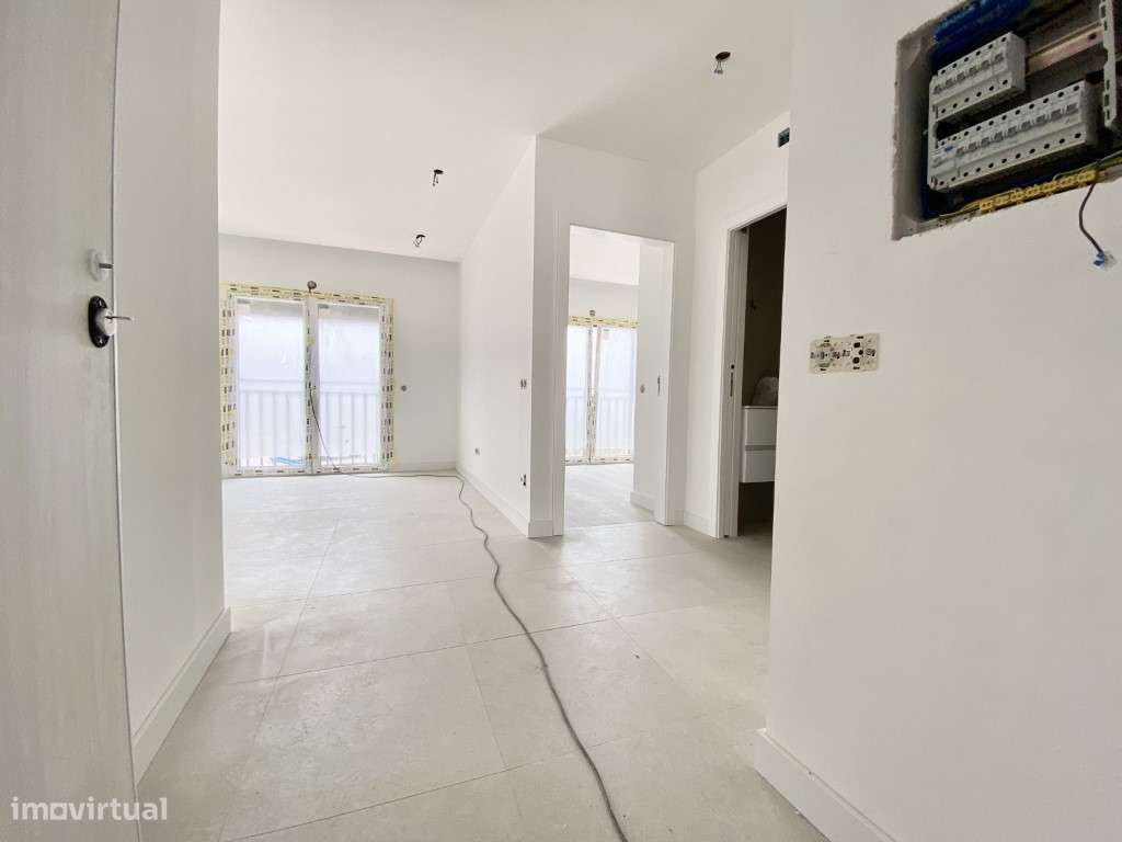 Apartamento T2 novo na zona histórica da Nazaré - Grande imagem: 4/13