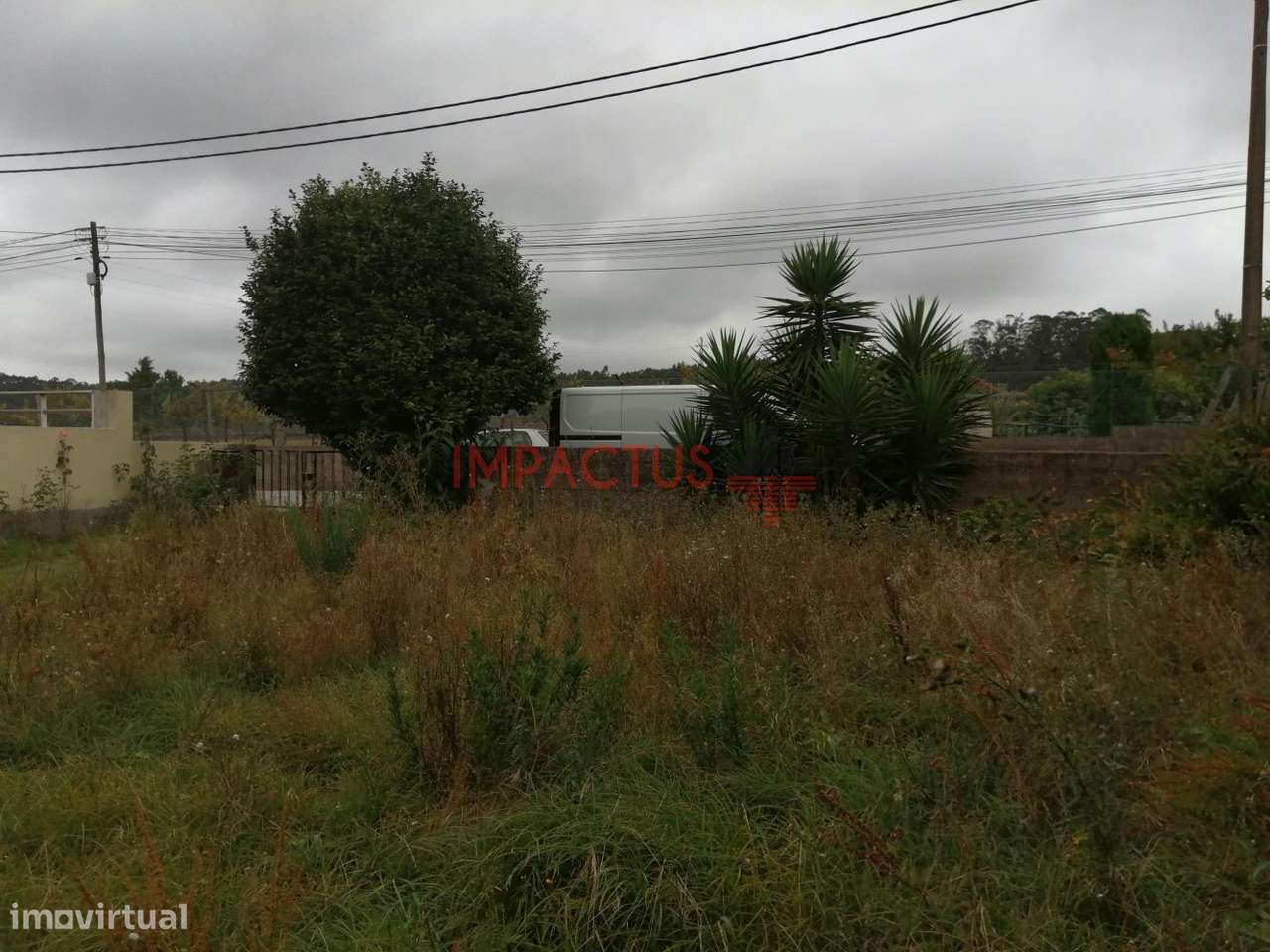 Terreno para moradia de 4 frentes perto do Metro - Grande imagem: 1/16