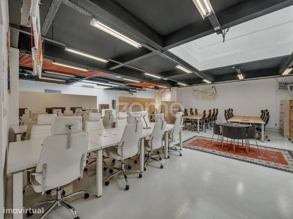 Escritório / Coworking em Marvila, Lisboa - 847 m², até 183 pessoas...-25