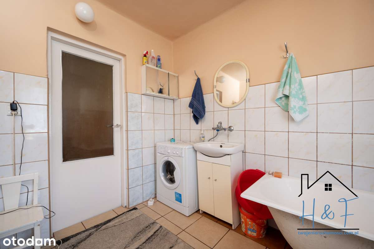 Dom do własnej aranżacji graniczący z Jeziorskiem-5