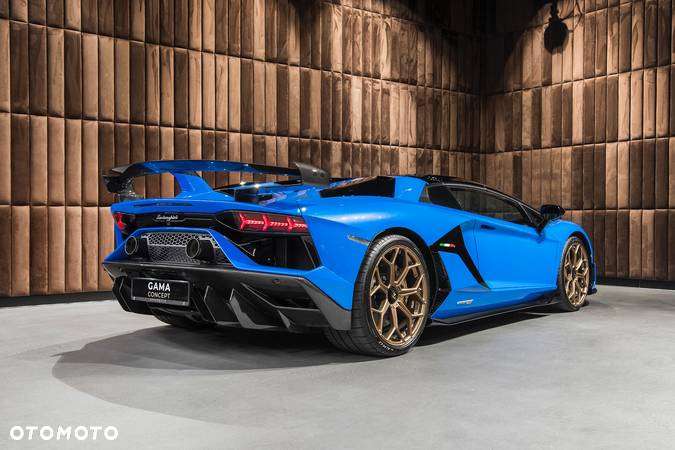 Lamborghini Aventador S - 6