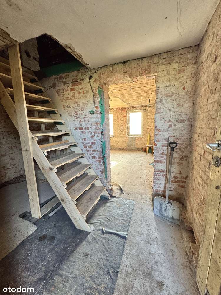 Mieszkanie z dużą działką 11 ar – do generalnego remontu - Pełny obrazek: 5/10