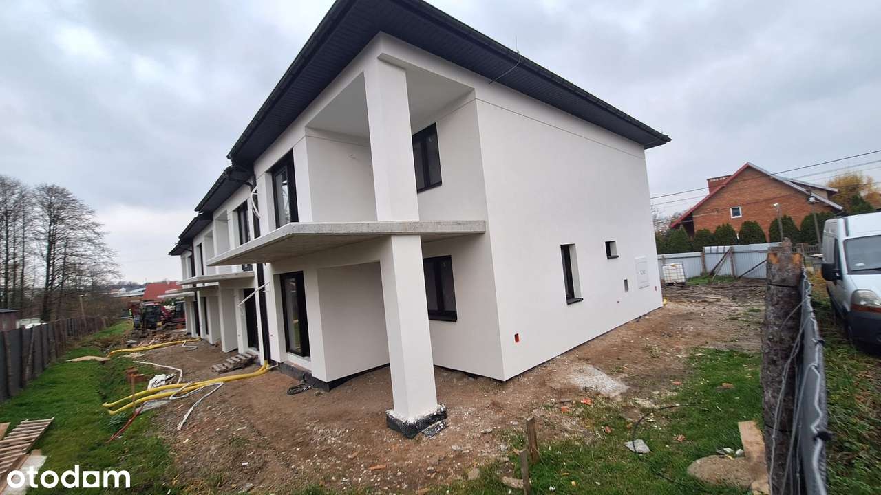 Mieszkanie z pokojowe z dużym balkonem # poddasze nieużytkowe-1