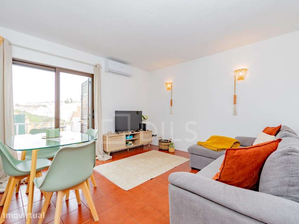 Apartamento T1, com terraço e vista, Carvoeiro, Algarve - Grande imagem: 3/16