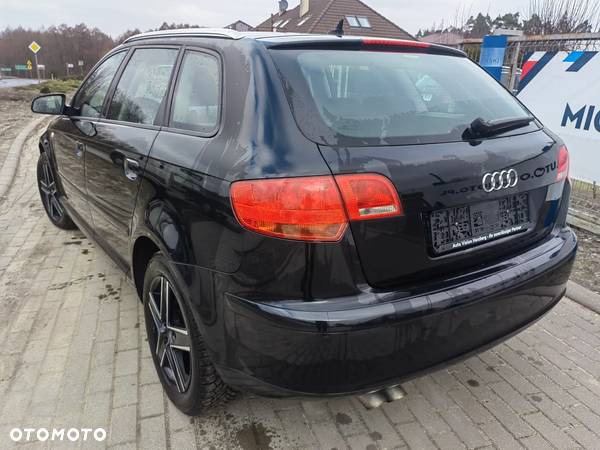 Audi A3 1.9 TDI Ambiente - 5